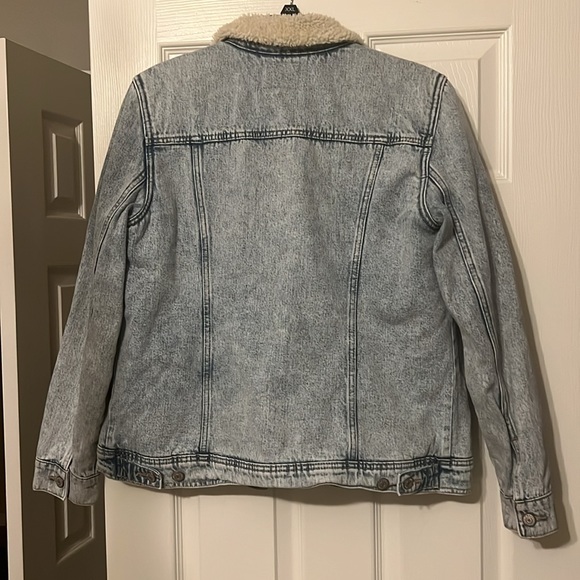 Old Navy Fleece Sherpa Lined Jean Jacket - Picture 6 of 6